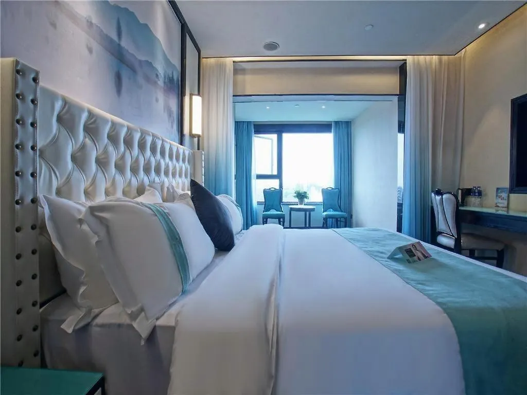 Xana Hotelle-Suzhou Shilu Shantang Street Scenic Spot Hotel
